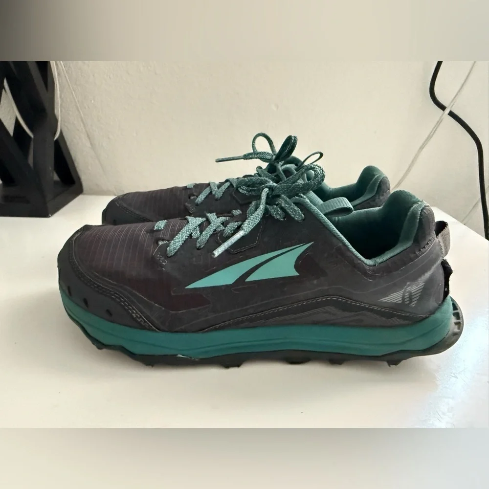 Altra lone peak 6 Women size 9.5 Charcoal and Turquoise Running Shoes